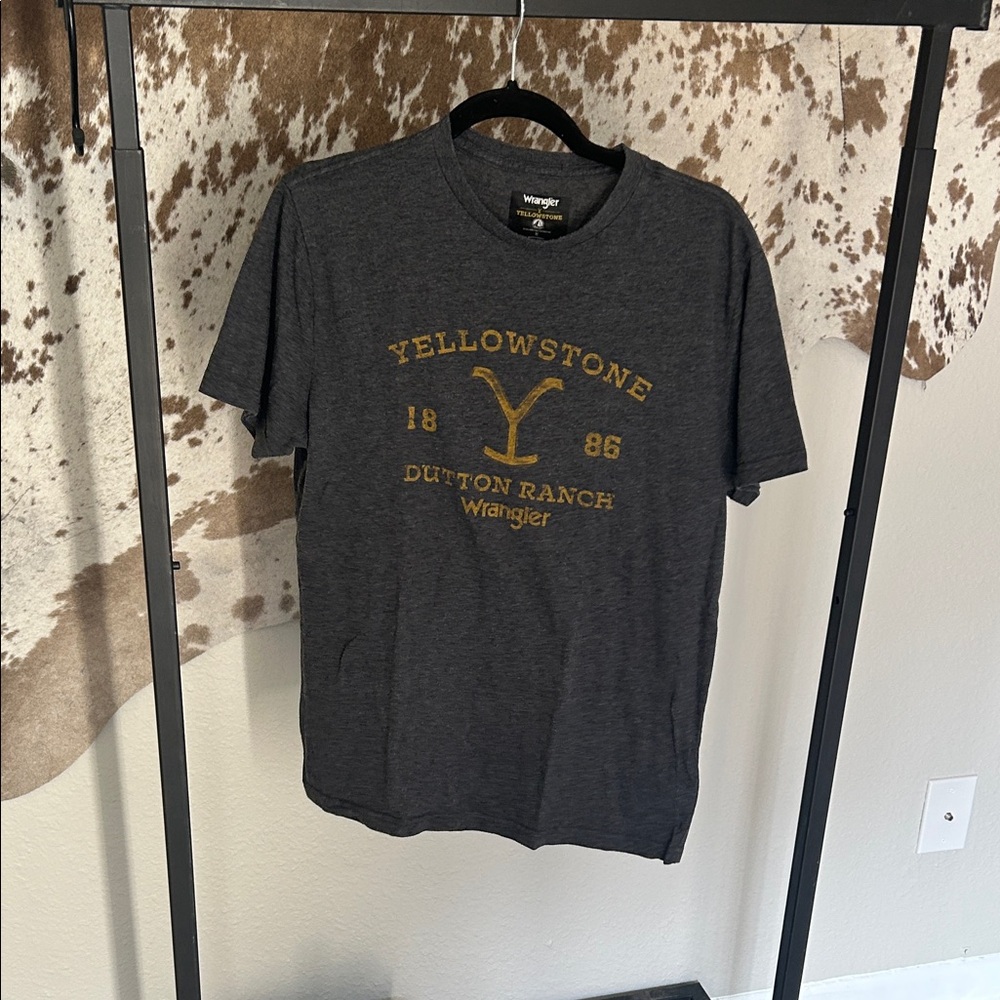 Wrangler Men's Yellowstone T Shirt